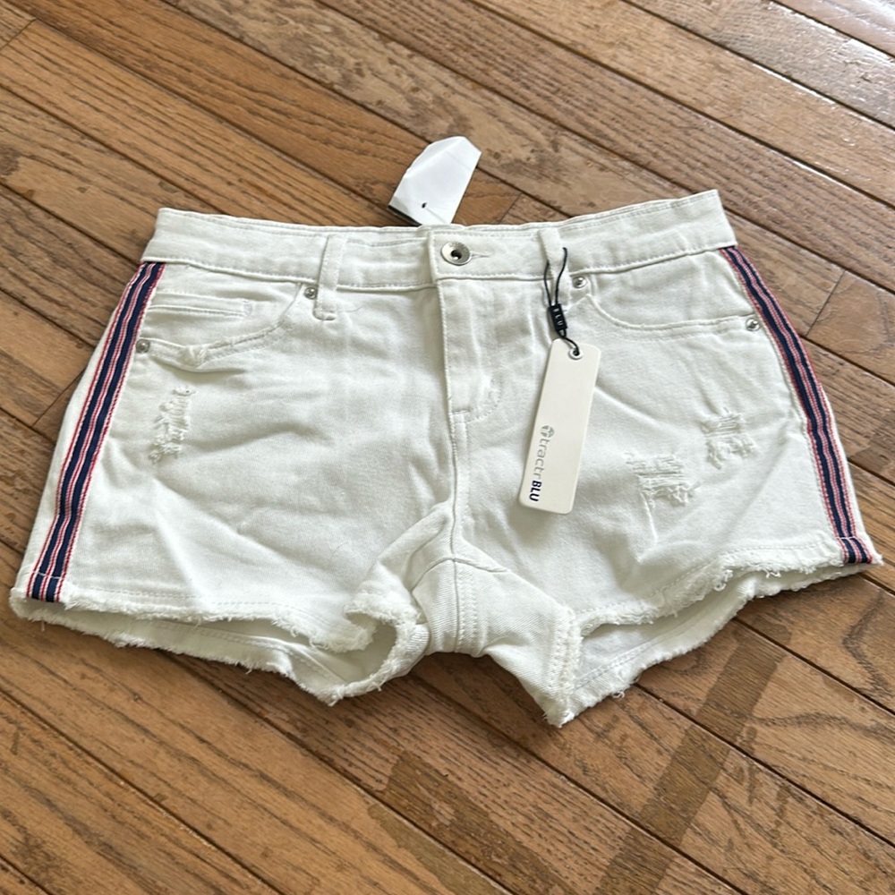 Tractr Jean shorts with striped detailing